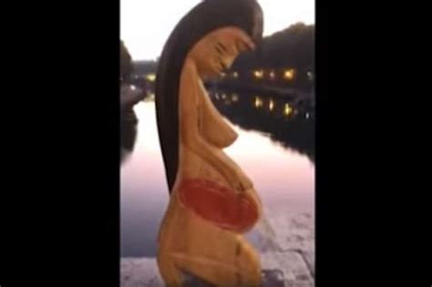 Jul 03, 2021 · mit einem brief ihres gene­ral­obe­ren pater davi­de pagli­ara­ni reagier­te gestern die prie­ster­bru­der­schaft st. Amazon synod's controversial carved figures thrown into ...