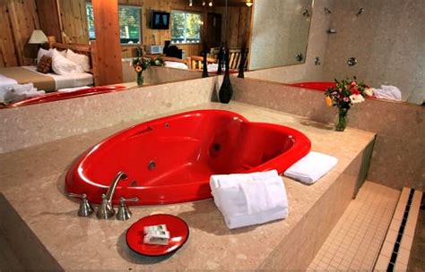 Of course, prices vary depending on your travel dates, location, and the hotel amenities, such as if you want a lake george hotel with a private hot tub. Lake Tahoe Romantic Hotels - Honeymoon Suites, Jetted Tubs ...