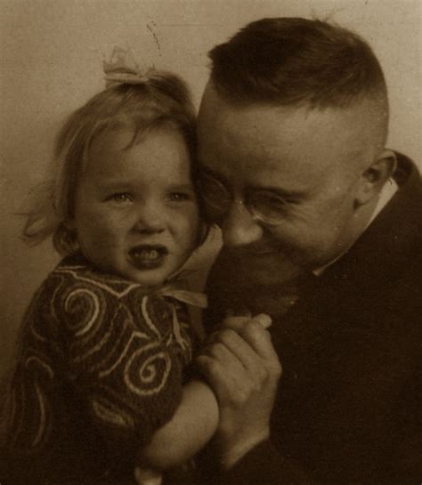 8 августа 1929, мюнхен — 24 мая 2018, мюнхен) — старшая дочь рейхсфюрера сс генриха гиммлера. El Observador Selecto: Himmler's daughter aged 81: She ...