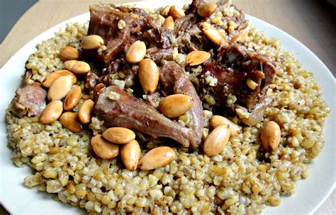 A traditional middle eastern dish. Freekeh with Lamb | Middle eastern recipes, Cuisine, Food