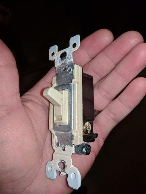 I have a 3 way switch with source at first switch and light between (same as below diagram). 4 Way Switch Not Working - Electrical - DIY Chatroom Home ...