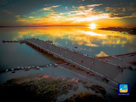 Compared to other baltic sea resorts, jastarnia is a large watering place with shops, pubs and bars, just ready to spoil you for choice. Jastarnia - 50 najlepszych zdjęć