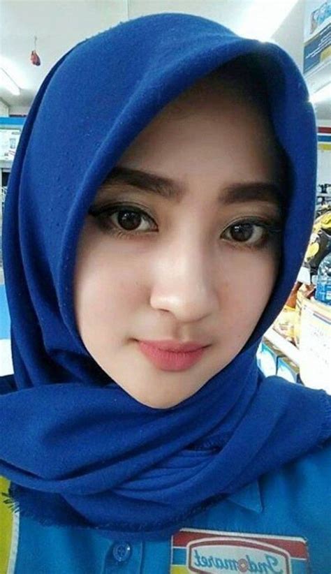 Bagaimana menurut anda apakah mereka tetap cantik at. s wahyana's #238 Image Results | Wanita cantik, Gaya hijab, Wanita