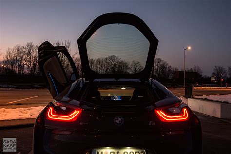 Bmw i8 is the first production car in the world that was shipped with laser light headlights. First drive: BMW i8 on a winter day