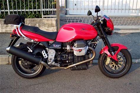 The v11 sport is the reintroduction of moto guzzi's legendary v7 sport, first seen in 1971. Moto Guzzi V11 Sport Naked 2005: Roberto Rubiliani ...