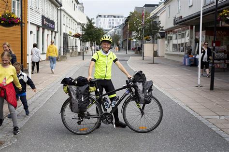 Tomhet, dørstokkmila og alt det der…… eg satte meg et mål for 6 måneder siden om å gå norge på langs. Sykler Norge på langs - Helgelands Blad