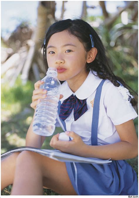 Japanese junior idol new comer seira goto 12yo. Deep Blue Sky :: 金子美穗 miho kaneko にゃお