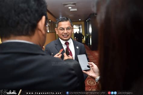 Ronald kiandee melawat sunway futurex farm, hab inovasi pertanian bandar di kuala lumpur.pic.twitter.com/qk9an9lzpa. Terengganu Peruntuk RM410,000 Program Pembangunan Tanah ...