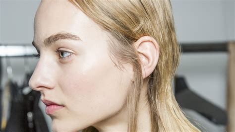 Well, if it is the weather causing dry skin, check if your skin improves when you change locations. Can Dry Shampoo Cause Hair Loss? | Glamour