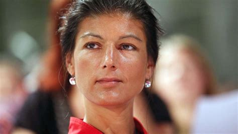 Sarah wagenknecht und die afd. Sahra Wagenknecht: RTL-Anwalt Christopher Posch bohrt im ...