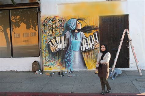 Shamsia hassani is the first female graffiti artist of afghanistan. Shamsia Hassani, la prima street artist a Kabul | Artribune