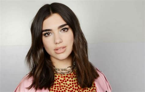 Watch the latest video from dua lipa (@dualipaofficial). Itália: Dua Lipa confirmada no 'Festival di Sanremo 2020' - ESC PORTUGAL | A Eurovisão em Português