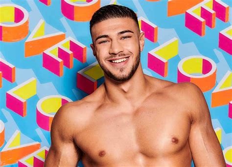 Tommy fury (reality star) was born on the 7th of may, 1999. Who Is Tommy Fury? The Recently Single Boxer Going On Love Island