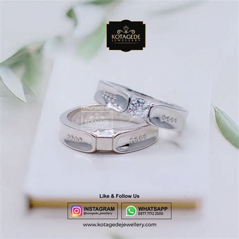 Maybe you would like to learn more about one of these? Cincin Kawin Emas Putih Couple Exclusive WG0079