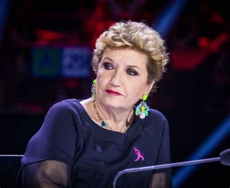 Frank matano, mara maionchi e federica pellegrini scherzano su instagram. Mara Maionchi si arrabbia con il marito: "Ti levo i social"