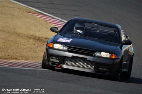 #nissan #skyline #gtr #r32 #bnr32 #lowered #turbo #red leaves #stance #stancenation #jdm #jdmcars #jdmlegends #slammed #cambered #nismo #schassis. ザウルス☆BNR32 | イベント｜チューニングカータイムアタック
