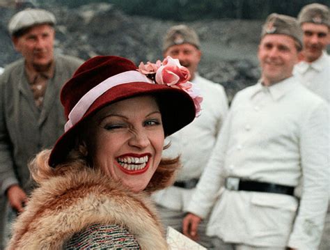 Juni 1942 in saarbrücken) ist ein deutscher schauspieler. Heimat - Vrij Nederland