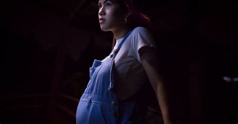 Federation of reproductive health associations, malaysia (frham) highlights the issue of adolescent pregnancy and the contributing factors. Thai photographer taking the stigma out of teen pregnancy ...