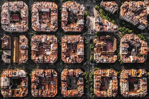 Eixample es una de las partes más nuevas de barcelona. Pisos en Esquerra de L'Eixample,mejor barrio del mundo ...