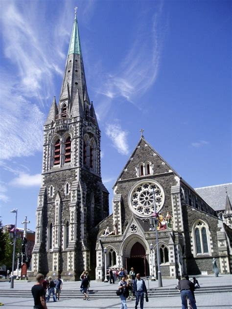 Son las imágenes grabadas el pasado martes por un videoaficionado, pocos minutos después de que la tierra temblara en christchuch, nueva zelanda. Fotografía de la catedral de Christchurch antes y después del terremoto en Nueva Zelanda | Esto ...