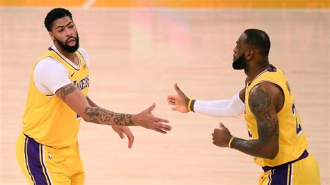 The lakers took their first lead late in the third quarter while james scored 13 points in the period. Lakers vs. Grizzlies Odds & Picks: Bet Los Angeles to Take ...