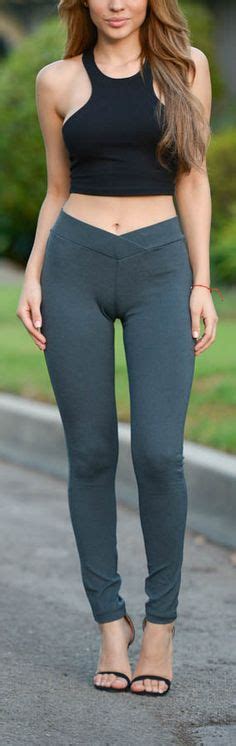 I wear them at home, at school, at work and i am 24/7 wearing leggings to the gym the biggest and most frustrating thing about this brand, that i wanted to love so much, is the quality is sh. 187 Best Cameltoe camel toe images in 2019 | Mujeres ...