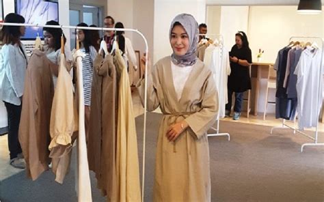 Pada zaman rasulullah saw, peperangan di lakukan hanya untuk mempertahankan wilayah, mempertahankan keadilan dan yang paling utama adalah mendakwahkan. Beginilah Prinsip Ayana Moon dalam Berhijab - Islampos