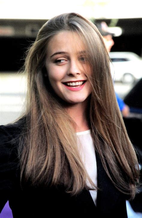 See more ideas about alicia silverstone, alicia silverstone 90s, aerosmith. Alicia Silverstone | 90s hairstyles, Hair styles, Popular ...