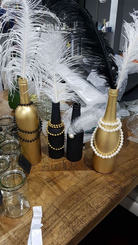 New year's eve great gatsby theme party. Handgemachte Deko für Gatsby-Babyparty. Recycelte ...