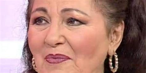Romanian politician and singer (en). Irina Loghin s-a dus de urgență la doctor după ce s-a ...