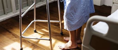 Perasaan ini akan membutuhkan perawatan. Jangan Bawa Buah atau Bunga untuk Orang Sakit - GueSehat