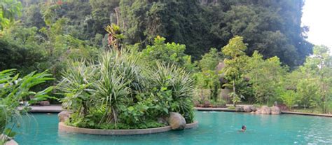 The banjaran hotsprings retreat has a garden and a library for guest enjoyment. Holiday at The Banjaran Hotsprings Retreat - Bangsar Babe
