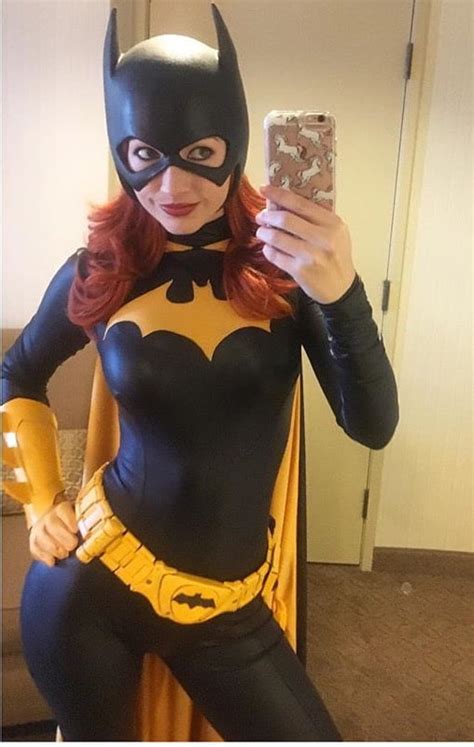 Busty amateur serena strips and start masturbating her pussy. Amanda Lynne as Batgirl - 9GAG