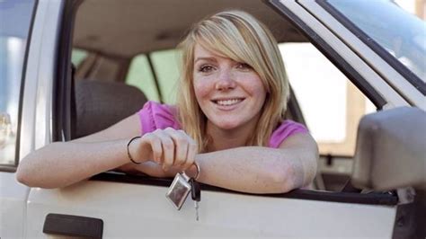CHEAPEST CAR INSURANCE FOR YOUNG DRIVER - YouTube