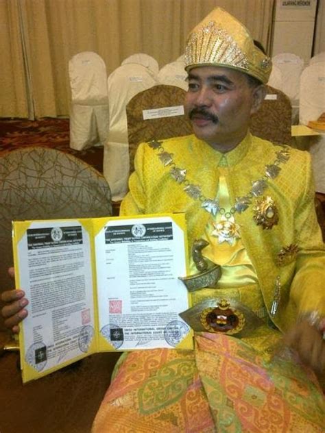 Raja noor jan shah ретвитнул(а) mohd najib tun razak. Maharum Bugis Syah (MBS): Raja Noor Jan Shah Raja Tuah ...