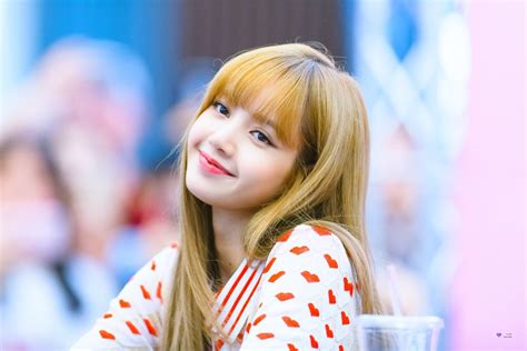 ลลิษา มโนบาล / lalisa manoban. Lisa de Blackpink emociona a sus fans en un reto viral de ...