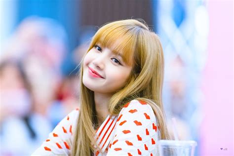 Maybe you would like to learn more about one of these? Lisa de Blackpink emociona a sus fans en un reto viral de ...