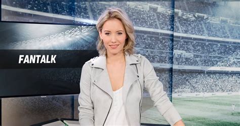 Ruth hofmann hat für euch nochmal die #fragederwoche: Neues Gesicht neben Thomas Helmer im „Fantalk": Laura ...