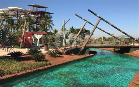 We did not find results for: HOT BEACH RESORT, Resorts - Hot Beach Resort - Distrito ...