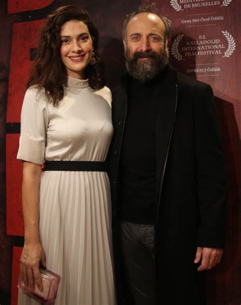 Bergüzar korel & halit ergenc ve ali süper starlife. Halit Ergenç'ten 'Han' açıklaması: Bergüzar Korel de çok ...