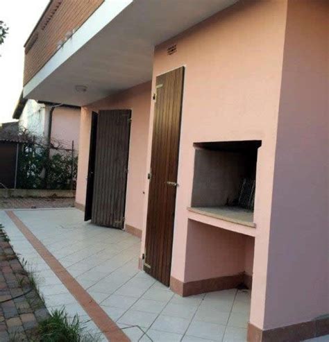 I lidi ferraresi, meglio noti come i cosiddetti lidi di comacchio, rappresentano una zona turistica. Appartamento in villetta al piano terra in affitto ai Lidi ...