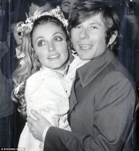 Photo by sean kinney, fall 1976. o casamento de roman polanski e sharon tate