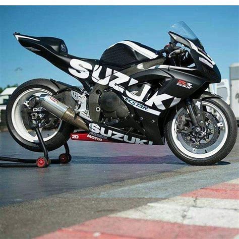 Find great deals on ebay for gsxr 750 black 2003. 2007 Suzuki GSXR 750 K7 Black Special in 2020 (With images ...