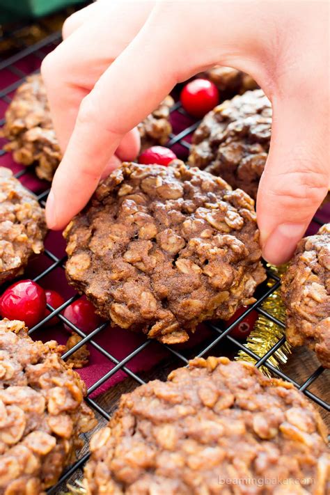 With this easy oatmeal cookies recipe, you will have less dishes to clean, there's no time required for softening butter thanks to melted butter, these easy oatmeal cookies require very little time to make and taste amazing. Gluten Free Gingerbread Oatmeal Breakfast Cookies (V, GF): an easy recipe for lightly sweet, s ...