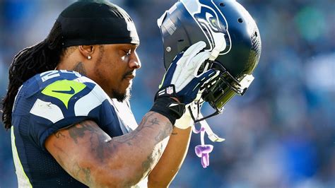 Marshawn lynch, jerry rice in 'night before super bowl' frito lay ad. Get ready for the weekend with this Marshawn Lynch high ...