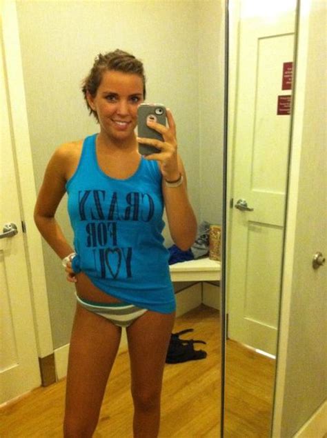 No annoying ads and a better search engine than pornhub! Mirror Selfies (44 pics)