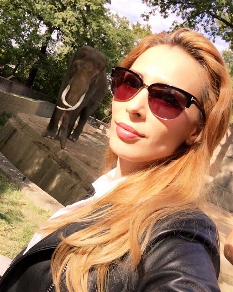 Iulia vantur is being showered with love for 'seeti maar' and her rendition for disha patani in the peppy track has received a positive response. Iulia Vântur vorbește despre despărțirea de Salman Khan