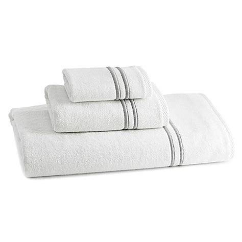 We believe in affordable everyday luxury. Kassatex Baratta Turkish Cotton Bath Towel in White/Silver ...