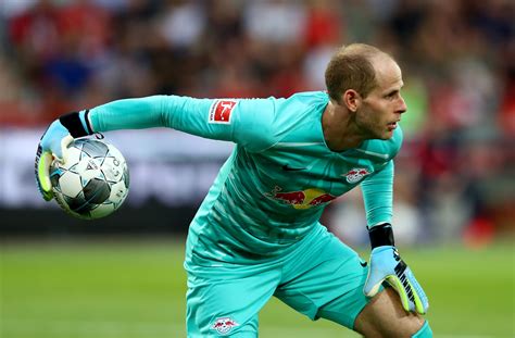 A nyáron váltott klubot és lett red bull salzburg után a német másodosztályban szereplő rb leipzig játékosa gulácsi péter. Légiósok: Döntést hozhatnak a magyar válogatott játékos ...