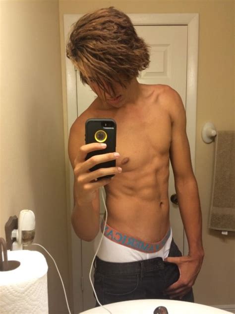 View 64 217 nsfw pictures and enjoy twinks with the endless random gallery on scrolller.com. shirtless guys on Tumblr